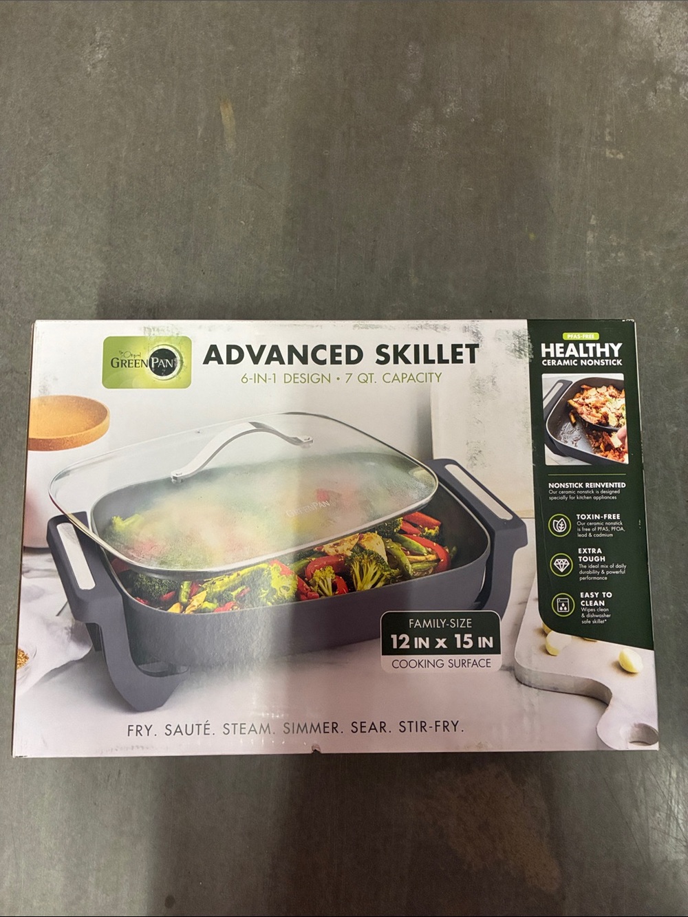 GreenPan Advanced Skillet - Gray and White